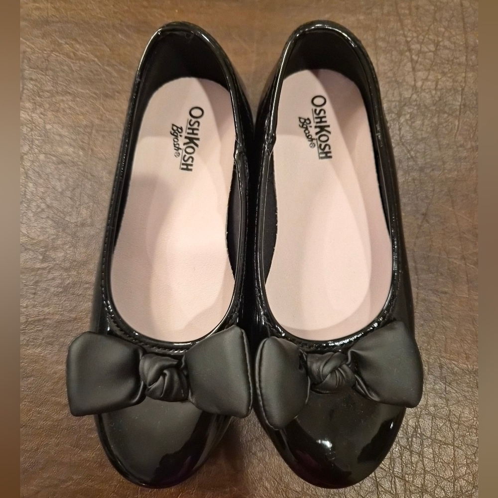 NEW OshKosh B'gosh Black Slip On Bow Flats NWOT Sz 1 Never Worn